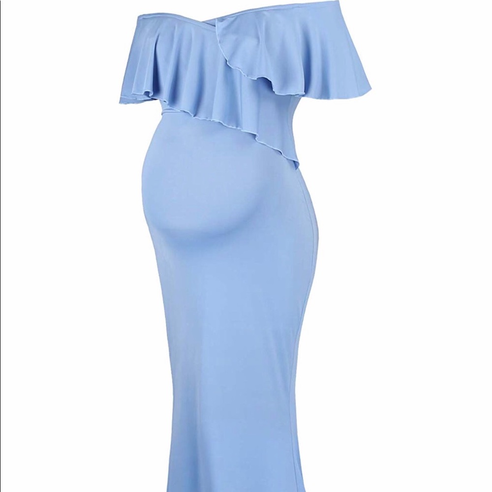 Long Maternity photo shoot dress